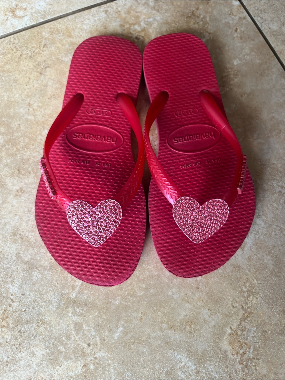 Havaianas Kids pink Flip Flops with Rhinestone Heart Accents